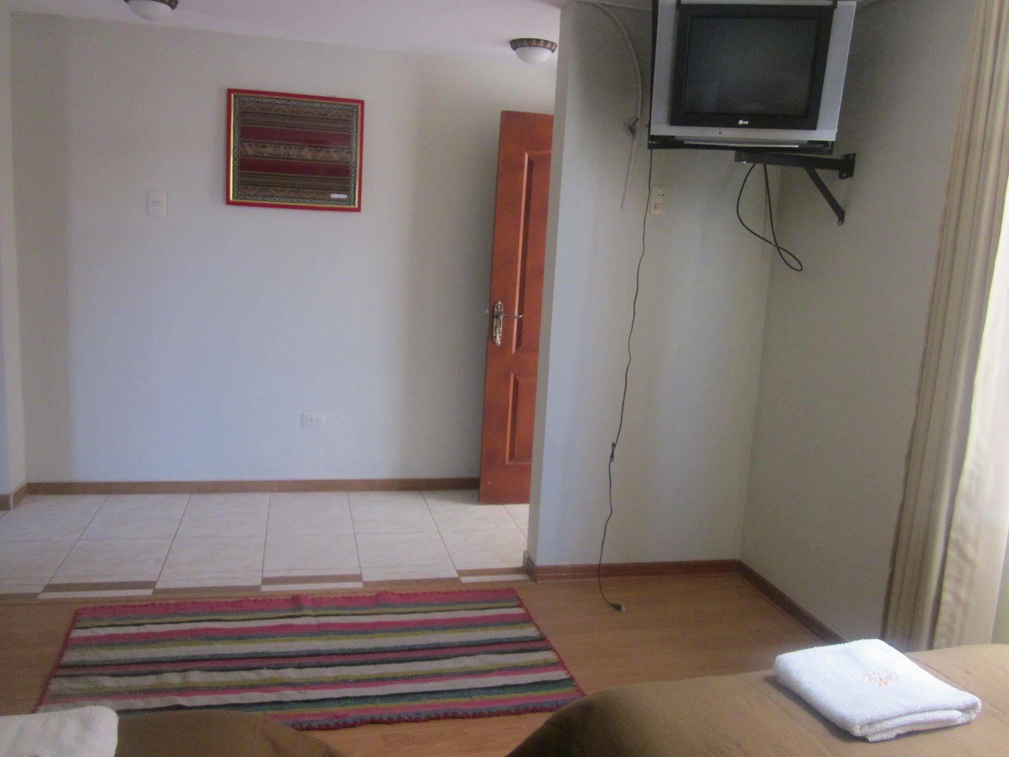 Manuelita House Panzió Puno Kültér fotó