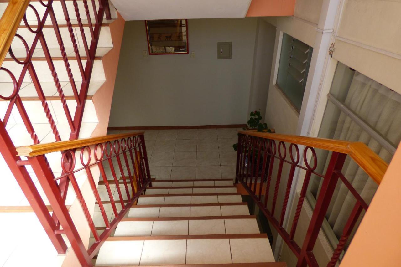 Manuelita House Panzió Puno Kültér fotó